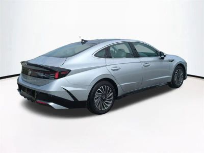 2026 Hyundai SONATA HYBRID — detail view