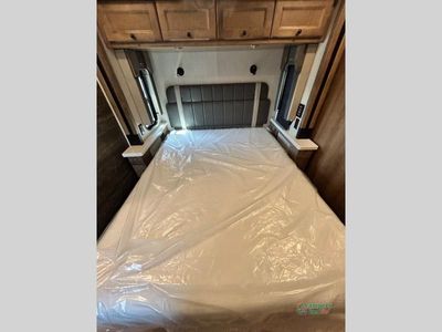 2025 Tiffin Motorhomes Open Road Allegro — photo 32 view