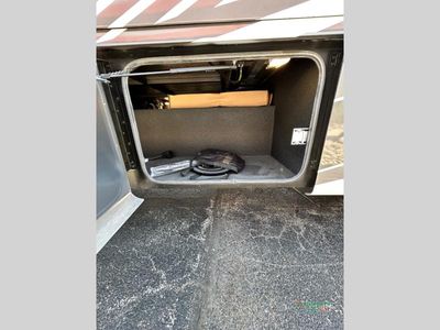 2025 Tiffin Motorhomes Open Road Allegro — photo 17 view