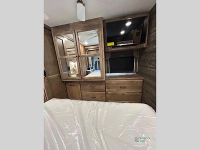 2025 Tiffin Motorhomes Open Road Allegro — photo 41 view
