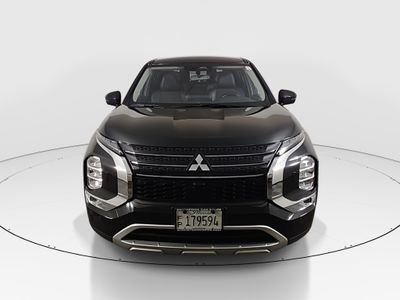 2024 Mitsubishi Outlander - Photo 2