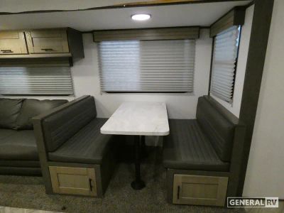 2021 Cruiser RV Shadow Cruiser - Photo 11