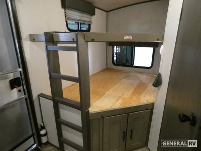 2021 Cruiser RV Shadow Cruiser - Photo 15