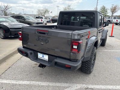 2026 Jeep Gladiator — photo 25 view
