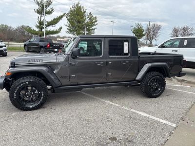 2026 Jeep Gladiator — photo 16 view