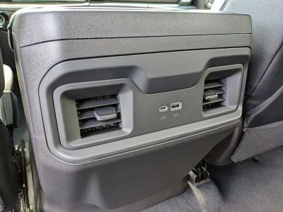 2026 Chevrolet Silverado 1500 — photo 14 view