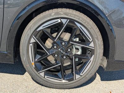 2026 Kia K4 — photo 11 view