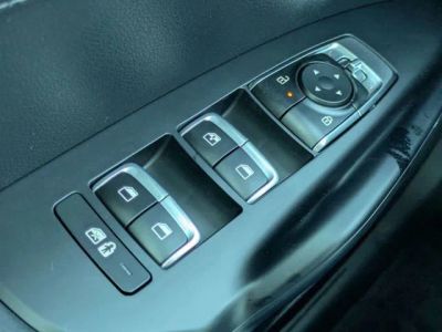 2026 Kia K5 — photo 18 view