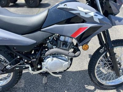 2025 Honda XR150L - Photo 9