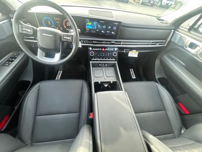 2025 Hyundai Santa Fe — photo 12 view