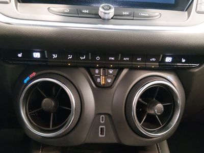 2025 Chevrolet Blazer — photo 18 view