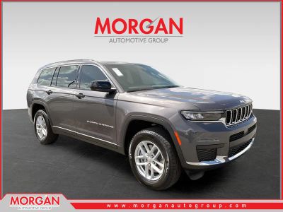 2026 Jeep Grand Cherokee L Laredo in Gray — front three-quarter view
