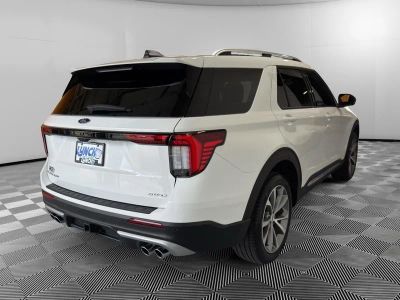 2025 Ford Explorer — detail view
