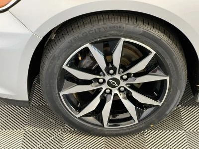 2020 Chevrolet Malibu — photo 9 view