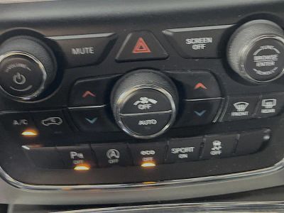 2018 Jeep Grand Cherokee — photo 23 view