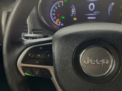 2018 Jeep Grand Cherokee — photo 16 view