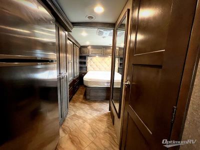 2019 Winnebago Forza — photo 14 view