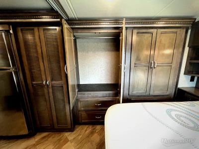 2019 Winnebago Forza — photo 17 view