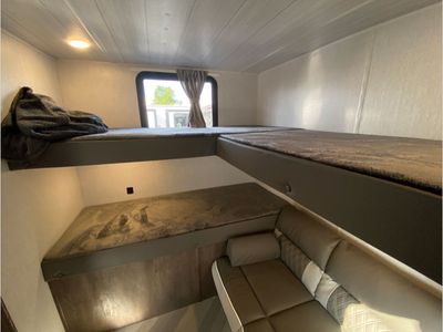 2022 Forest River RV Wildwood X-Lite - Photo 5