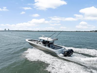 2025 Boston Whaler 360 Outrage - Photo 1