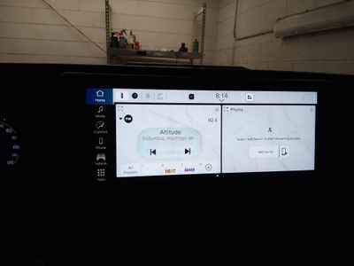 2024 Jeep Wrangler — photo 18 view