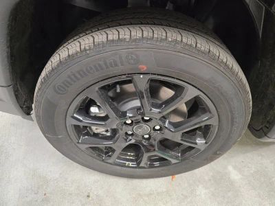 2026 Jeep Compass — photo 9 view
