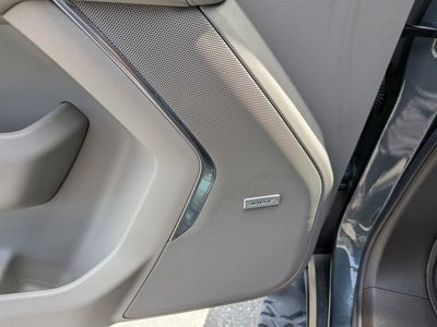 2021 Chevrolet Tahoe - Photo 22
