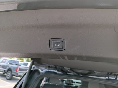 2021 Chevrolet Tahoe - Photo 13