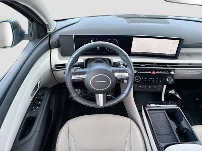 2025 Hyundai Tucson Hybrid — photo 17 view