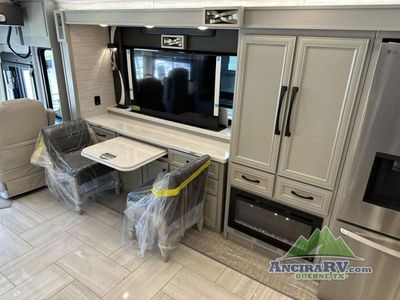 2026 Tiffin Motorhomes Phaeton - Photo 9