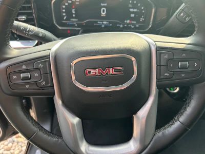 2025 GMC Sierra 1500 - Photo 9