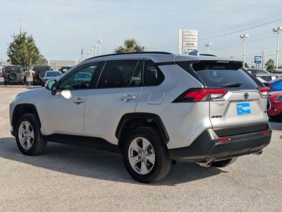 2025 Toyota RAV4 - Photo 3
