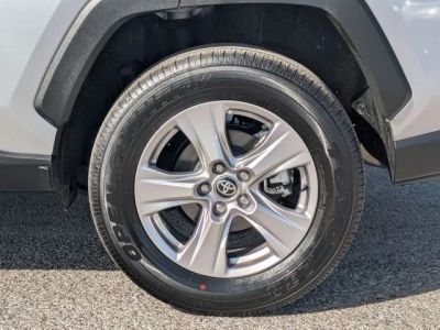 2025 Toyota RAV4 - Photo 9