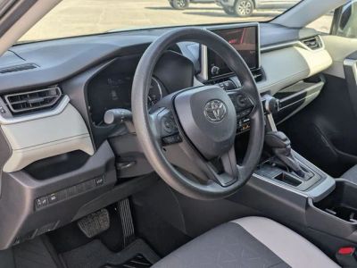 2025 Toyota RAV4 - Photo 27