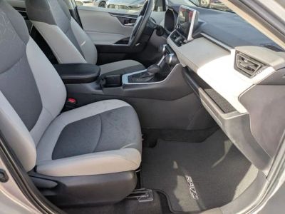 2025 Toyota RAV4 - Photo 24