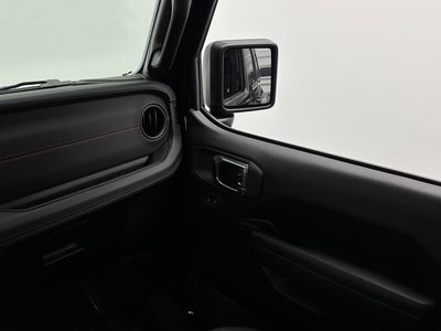 2025 Jeep Wrangler - Photo 24