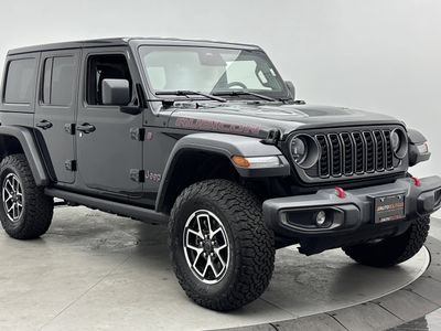 2025 Jeep Wrangler - Photo 3
