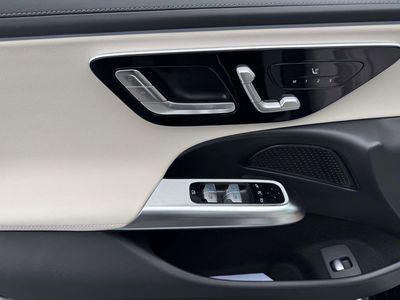 2026 Mercedes-Benz E-Class - Photo 17