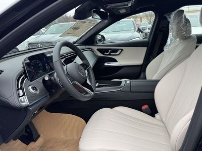 2026 Mercedes-Benz E-Class - Photo 4