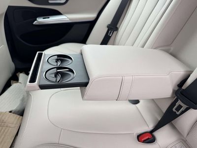 2026 Mercedes-Benz E-Class - Photo 31