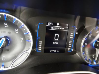 2023 Chrysler Voyager — photo 14 view