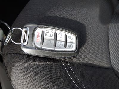 2023 Chrysler Voyager — photo 15 view