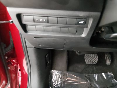 2024 Mitsubishi Outlander - Photo 13
