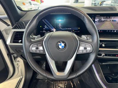 2026 BMW X5 — photo 21 view