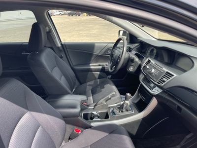 2015 Honda Accord Sedan — photo 15 view