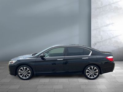 2015 Honda Accord Sedan — rear three-quarter view