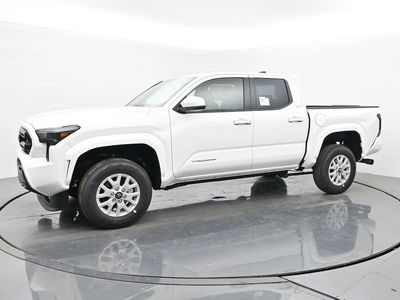 2026 Toyota Tacoma - Photo 2
