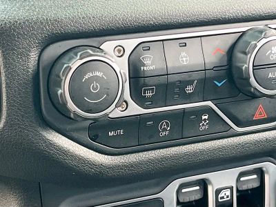2025 Jeep Gladiator — photo 19 view
