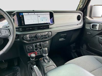 2025 Jeep Gladiator — photo 22 view