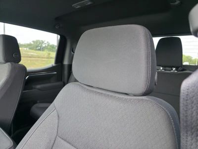 2025 Chevrolet Silverado 1500 — photo 12 view